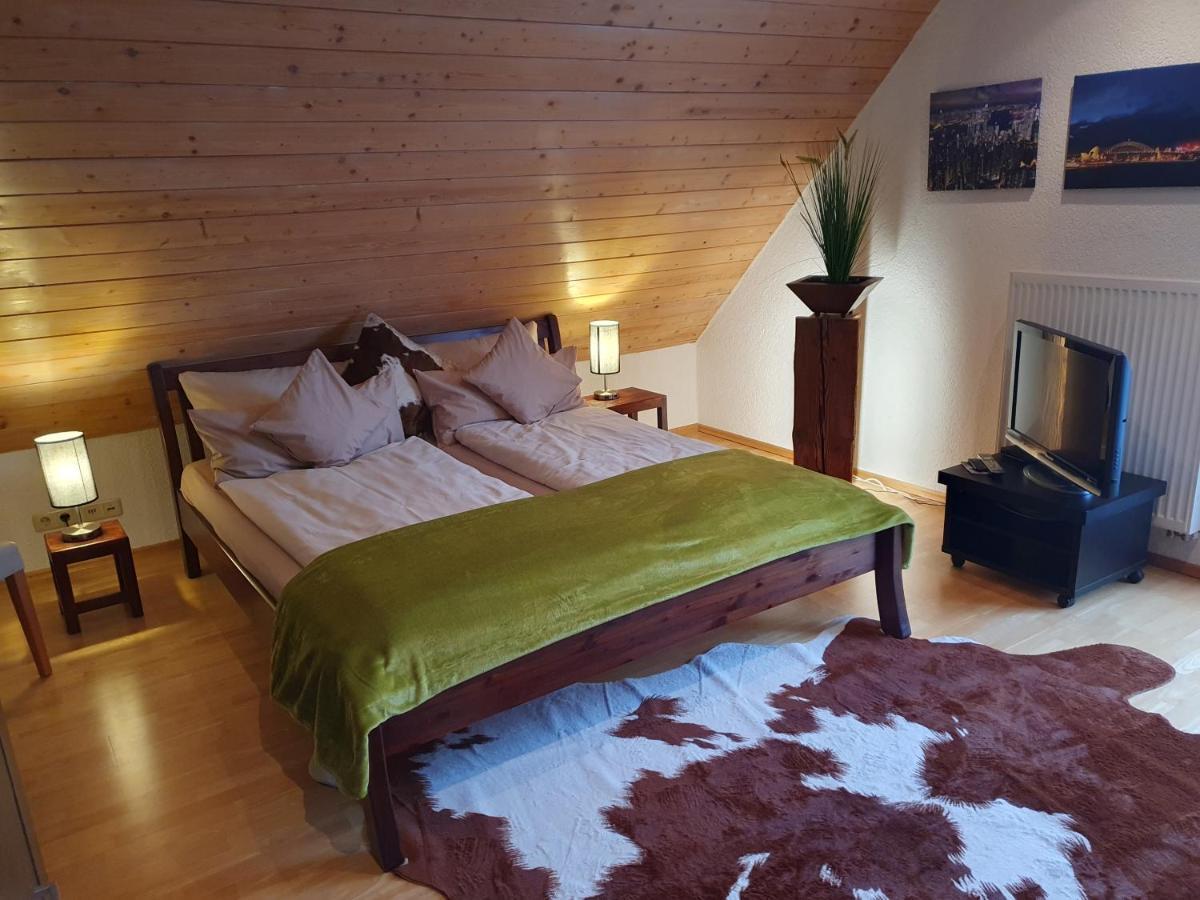 Cornelia Kolpak-krieger Apartment *